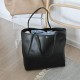 Women’s Large-Capacity Soft Leather Shoulder Bag
Casual Versatile Tote for Work & Commute